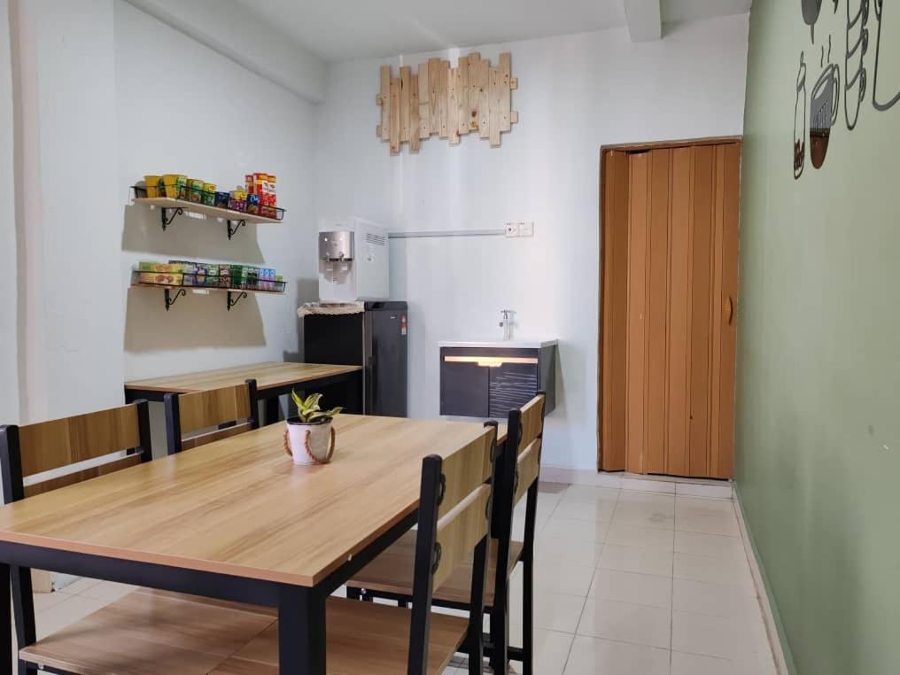 Suite Us Guesthouse Kubang Kerian Kota Bharu Exterior photo